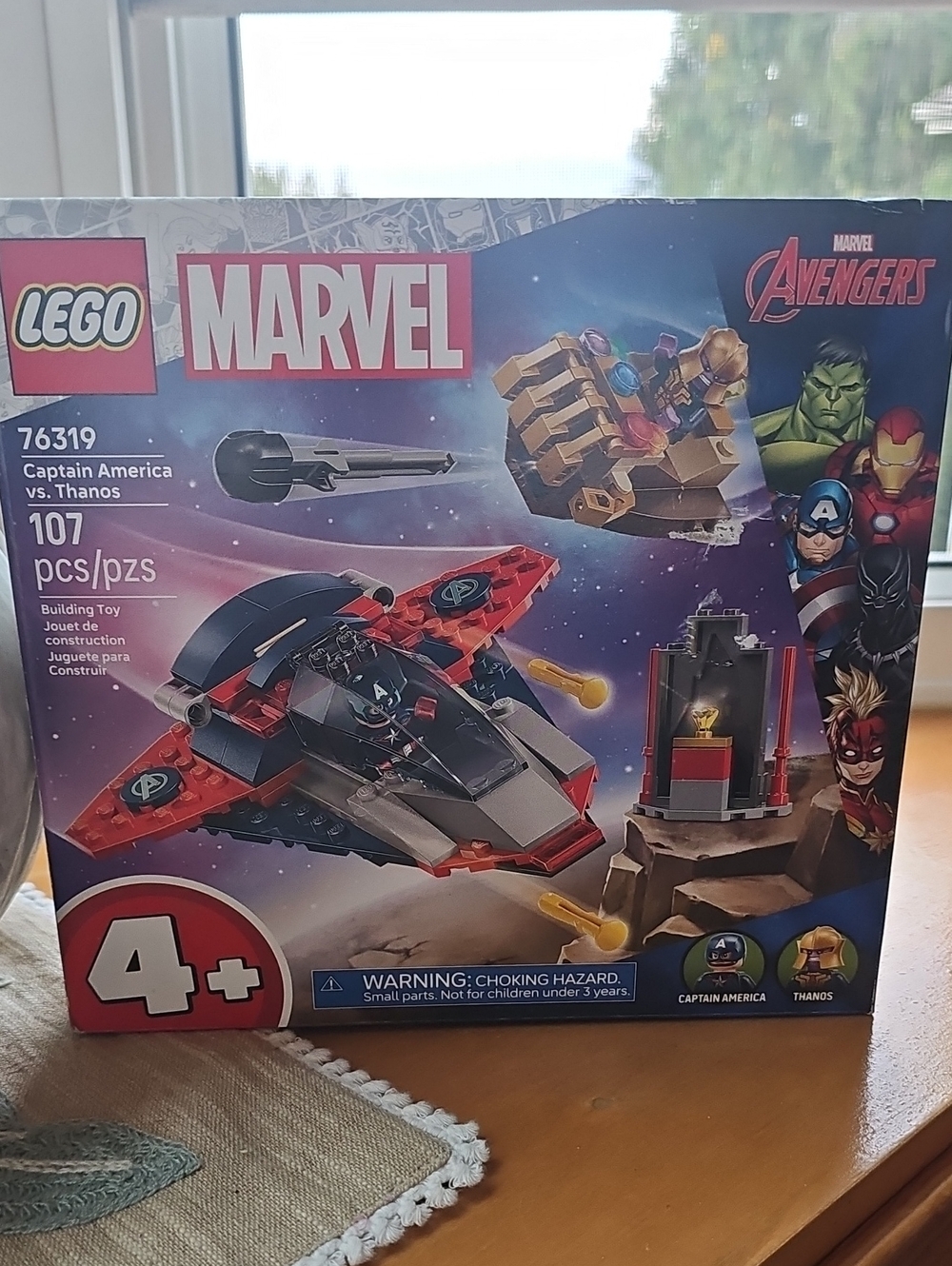 Lego Marvel Captain America vs. Thanos Set - Red, Blue, Black